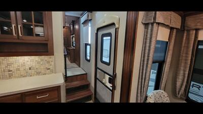 2017 KEYSTONE ALPINE 3401RS - Photo 11 - Aurora, MO 65605