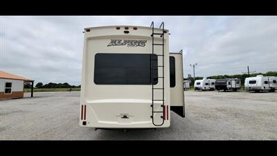 2017 KEYSTONE ALPINE 3401RS - Photo 7 - Aurora, MO 65605