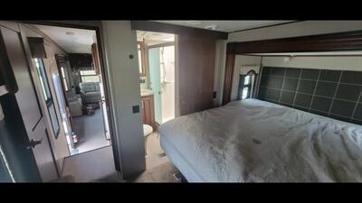 2017 KEYSTONE ALPINE 3401RS   - Photo 16 - Aurora, MO 65605