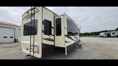 2017 KEYSTONE ALPINE 3401RS - Photo 49 - Aurora, MO 65605