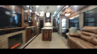 2017 KEYSTONE ALPINE 3401RS - Photo 10 - Aurora, MO 65605