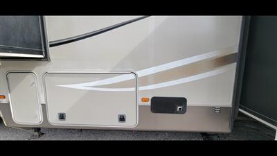 2014 Keystone MONTANA 343RL - Photo 47 - Aurora, MO 65605