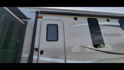2014 Keystone MONTANA 343RL - Photo 45 - Aurora, MO 65605