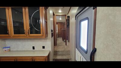 2014 Keystone MONTANA 343RL - Photo 29 - Aurora, MO 65605