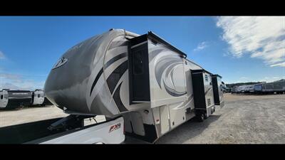 2014 Keystone MONTANA 343RL - Photo 3 - Aurora, MO 65605