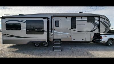 2014 Keystone MONTANA 343RL - Photo 1 - Aurora, MO 65605