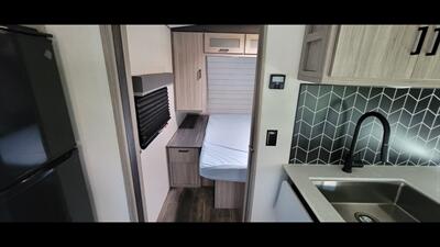 2022 KEYSTONE PASSPORT 2400 RB   - Photo 32 - Aurora, MO 65605
