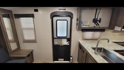 2019 KZ CONNECT 201RBSE   - Photo 12 - Aurora, MO 65605