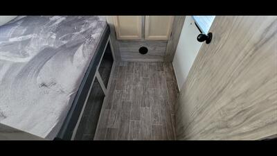 2022 CHEROKEE ARTIC WOLF 287BH   - Photo 28 - Aurora, MO 65605