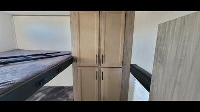 2022 CHEROKEE ARTIC WOLF 287BH   - Photo 31 - Aurora, MO 65605