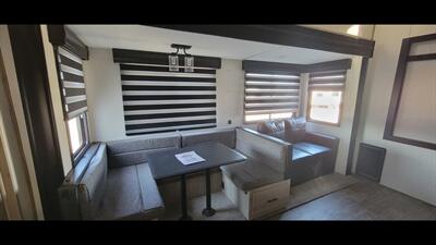 2022 CHEROKEE ARTIC WOLF 287BH   - Photo 20 - Aurora, MO 65605