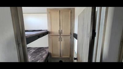 2022 CHEROKEE ARTIC WOLF 287BH   - Photo 27 - Aurora, MO 65605