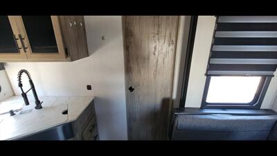 2022 CHEROKEE ARTIC WOLF 287BH   - Photo 26 - Aurora, MO 65605