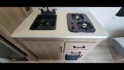 2025 KEYSTONE COLEMAN 17R   - Photo 18 - Aurora, MO 65605