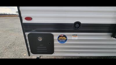 2025 KEYSTONE COLEMAN 17R   - Photo 10 - Aurora, MO 65605