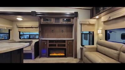 2018 FORET RIVER SIERRA 372LOK - Photo 26 - Aurora, MO 65605