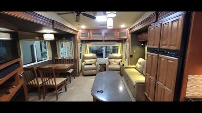 2018 NORTHWOOD ARCTIC FOX 32-5M   - Photo 11 - Aurora, MO 65605