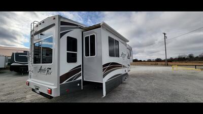 2018 NORTHWOOD ARCTIC FOX 32-5M   - Photo 8 - Aurora, MO 65605