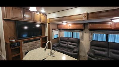 2016 HIGHLAND RIDGE OPEN RANGE 376 FBH - Photo 18 - Aurora, MO 65605
