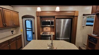 2016 HIGHLAND RIDGE OPEN RANGE 376 FBH - Photo 12 - Aurora, MO 65605