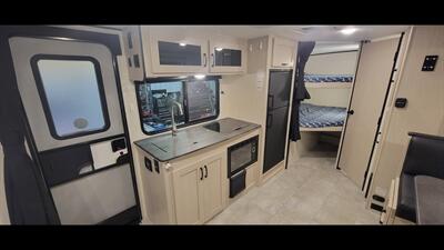 2022 COACHMEN APEX 208BHS   - Photo 18 - Aurora, MO 65605