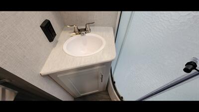 2020 KEYSTONE BULLET PREMIER 34BIPR   - Photo 27 - Aurora, MO 65605