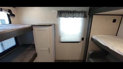 2020 KEYSTONE BULLET PREMIER 34BIPR   - Photo 42 - Aurora, MO 65605
