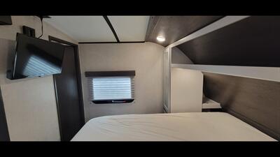 2020 KEYSTONE BULLET PREMIER 34BIPR   - Photo 36 - Aurora, MO 65605