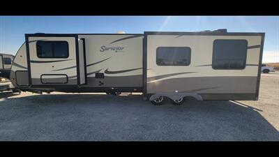 2017 FOREST RIVER SURVEYOR 32RKDS   - Photo 6 - Aurora, MO 65605