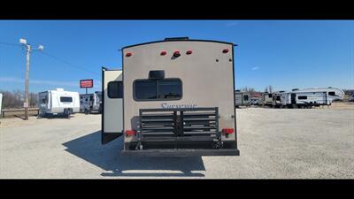 2017 FOREST RIVER SURVEYOR 32RKDS   - Photo 8 - Aurora, MO 65605