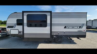 2022 KZ SPORTSMEN 231BHKSE - Photo 5 - Aurora, MO 65605