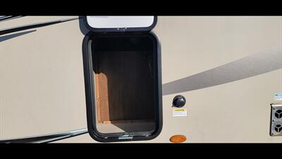 2020 FOREST RIVER ROCKWOOD 2910SB   - Photo 15 - Aurora, MO 65605