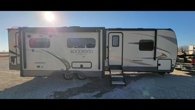 2020 FOREST RIVER ROCKWOOD 2910SB