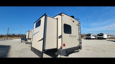 2020 FOREST RIVER ROCKWOOD 2910SB   - Photo 7 - Aurora, MO 65605