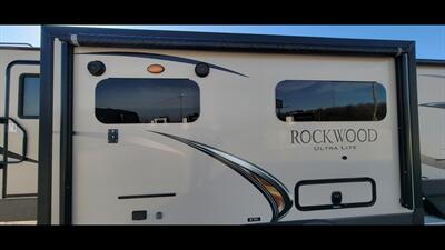 2020 FOREST RIVER ROCKWOOD 2910SB   - Photo 11 - Aurora, MO 65605