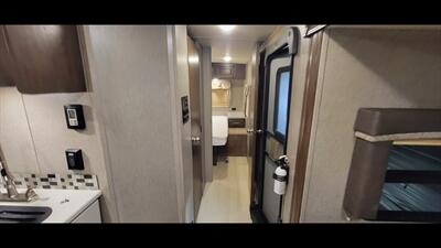 2020 FOREST RIVER ROCKWOOD 2910SB   - Photo 37 - Aurora, MO 65605