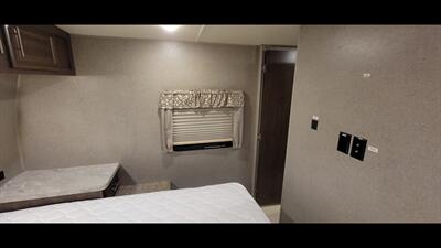 2020 FOREST RIVER ROCKWOOD 2910SB   - Photo 51 - Aurora, MO 65605