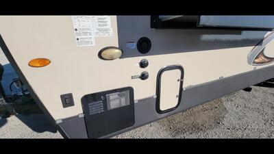 2020 FOREST RIVER ROCKWOOD 2910SB   - Photo 14 - Aurora, MO 65605