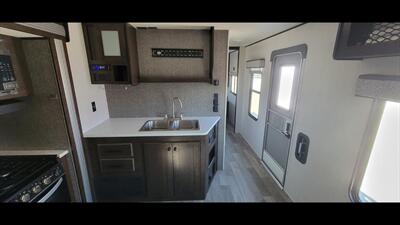 2020 HEARTLAND PIONEER RG27   - Photo 13 - Aurora, MO 65605