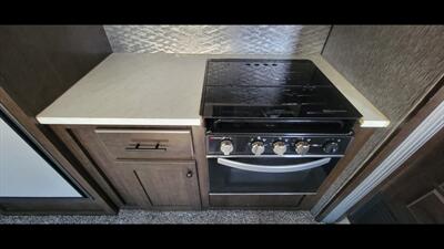 2020 HEARTLAND PIONEER RG27   - Photo 18 - Aurora, MO 65605