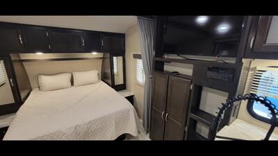 2020 COACHMEN SPIRIT 1943RB - Photo 18 - Aurora, MO 65605