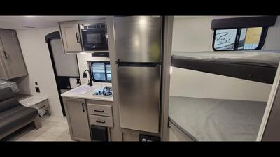 2020 COACHMEN SPIRIT 1943RB - Photo 48 - Aurora, MO 65605