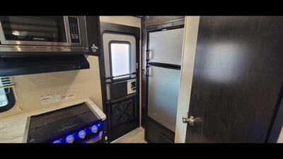 2020 COACHMEN SPIRIT 1943RB - Photo 11 - Aurora, MO 65605