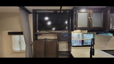 2020 COACHMEN SPIRIT 1943RB - Photo 16 - Aurora, MO 65605
