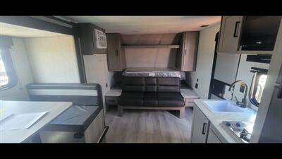 2025 KEYSTONE HIDEOUT 181BH   - Photo 7 - Aurora, MO 65605