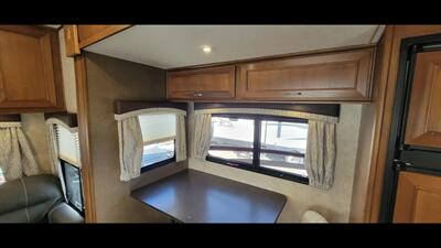 2016 HIGHLAND RIDGE OPEN RANGE 337RLS   - Photo 17 - Aurora, MO 65605