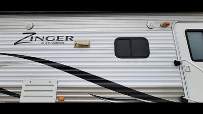 2014 CROSSROADS ZINGER 31SB   - Photo 45 - Aurora, MO 65605