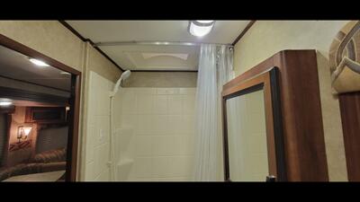 2014 CROSSROADS ZINGER 31SB   - Photo 31 - Aurora, MO 65605