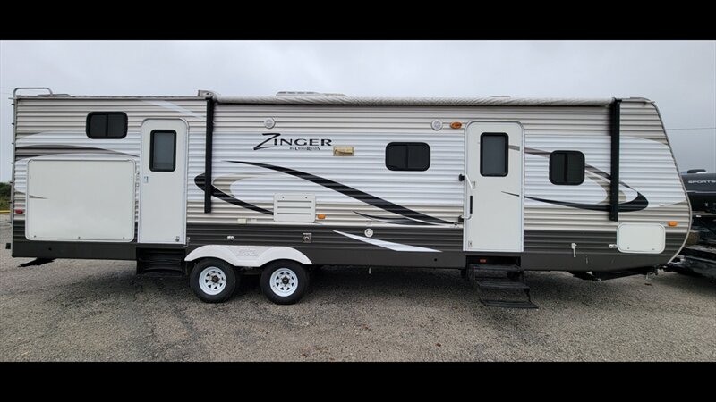 2014 CROSSROADS ZINGER 31SB  