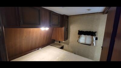 2014 CROSSROADS ZINGER 31SB   - Photo 41 - Aurora, MO 65605